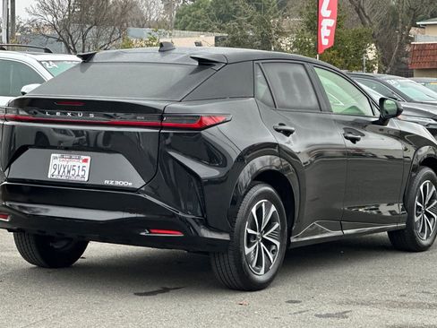 Certified 2024 Lexus RZ 300e Premium image 4