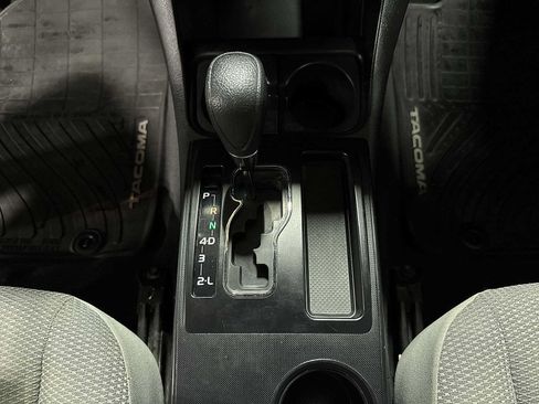 Used 2015 Toyota Tacoma 4x4 Access Cab V6 w/ Convenience Package image 27