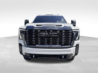 Used 2024 GMC Sierra 3500 Denali Ultimate AWD/4WD video 2