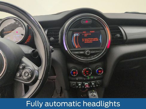 Used 2017 MINI Cooper 2-Door Hardtop image 19