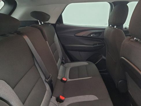 Used 2021 Chevrolet TrailBlazer LS FWD image 19