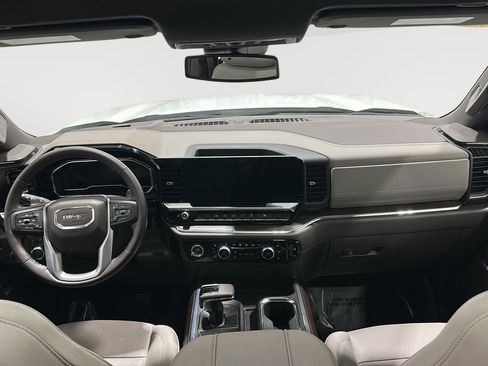 Used 2024 GMC Sierra 1500 SLT w/ SLT Premium Package image 20