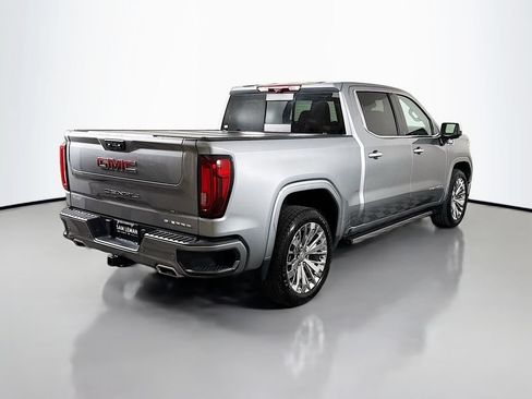 Used 2023 GMC Sierra 1500 Denali w/ Technology Package AWD/4WD image 7