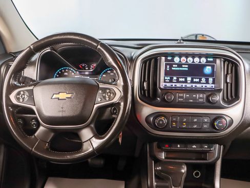 Used 2018 Chevrolet Colorado LT image 17