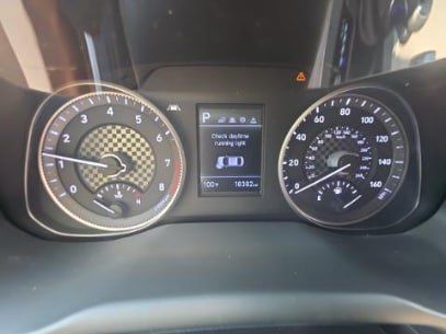 Used 2020 Hyundai Elantra SE FWD image 15
