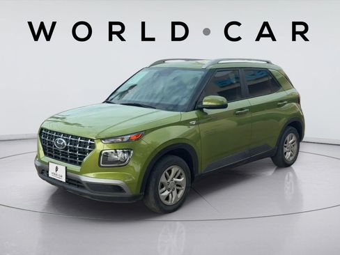 Used 2020 Hyundai Venue SEL FWD image 12