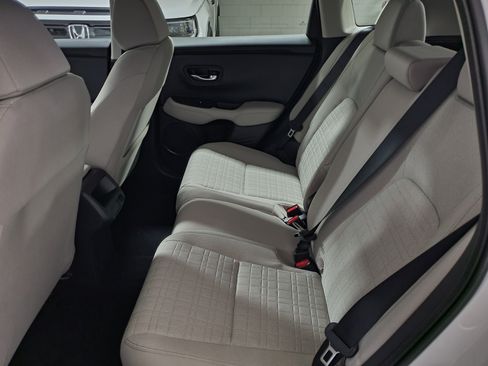 Certified 2026 Honda HR-V LX image 9