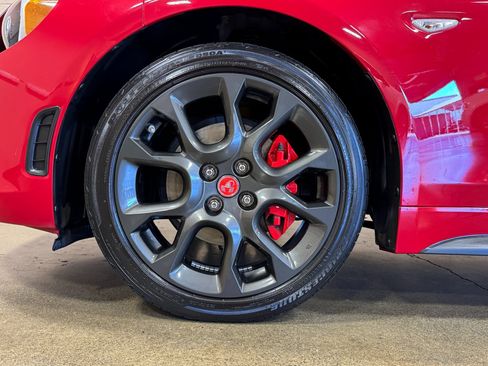 Used 2017 FIAT 124 Spider Abarth image 36