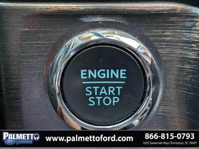 Used 2023 Ford F250 Lariat w/ Lariat Ultimate Package AWD/4WD image 29