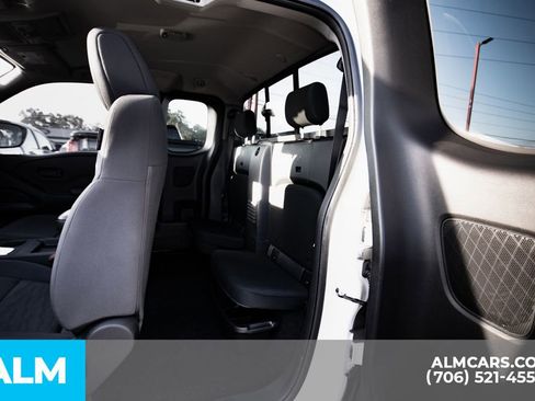 Used 2025 Nissan Frontier S w/ S Utility Package image 12