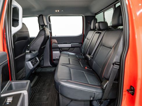 Used 2024 Ford F250 Lariat w/ Black Appearance Package image 37