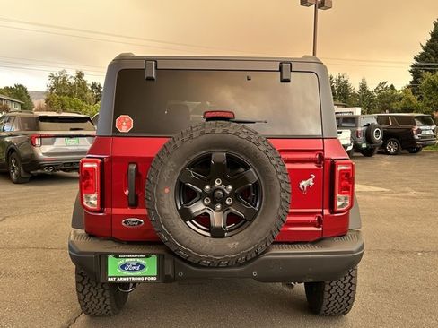 New 2025 Ford Bronco Big Bend w/ Black Diamond Package image 4