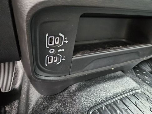 New 2026 RAM 5500 Tradesman AWD/4WD image 28