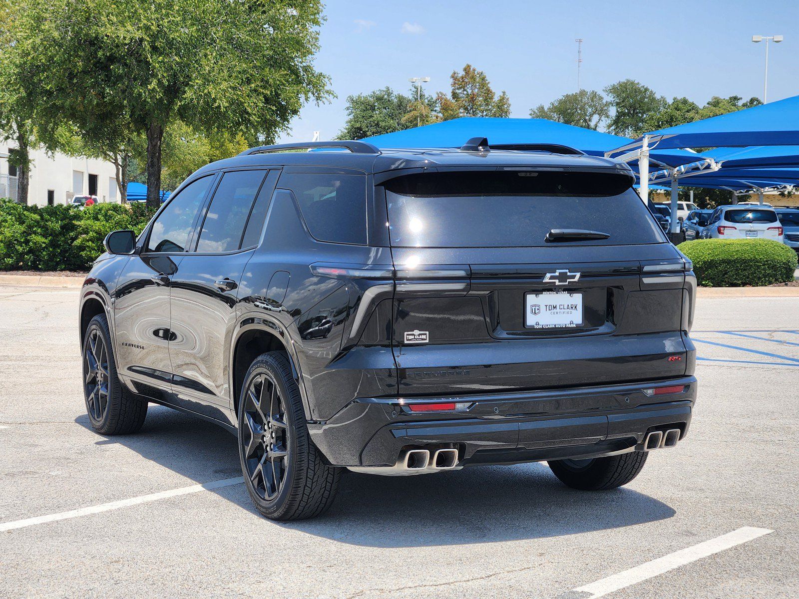 Used 2026 Chevrolet Traverse RS w/ LPO, Floor Liner Package FWD image 4