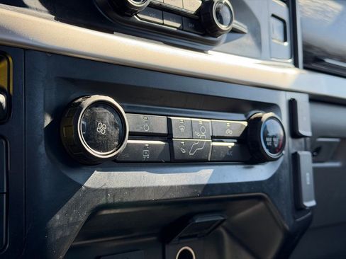 Used 2021 Ford F150 XL image 38