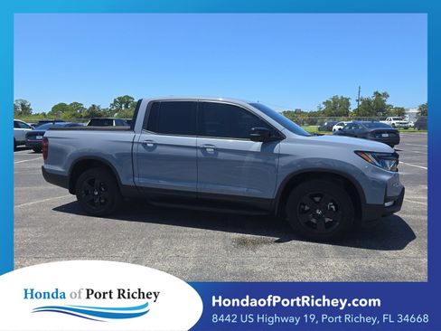 Used 2025 Honda Ridgeline Black Edition image 1