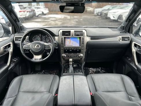Used 2021 Lexus GX 460 Premium image 18