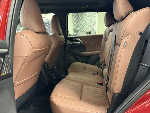 New 2026 Mitsubishi Outlander SEL image 29