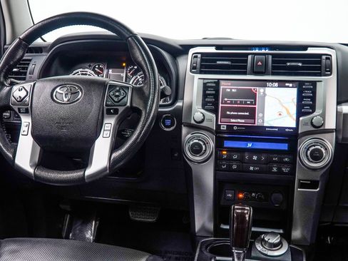 Used 2023 Toyota 4Runner Limited AWD/4WD image 18