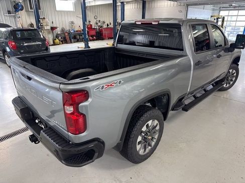 New 2026 Chevrolet Silverado 2500 Custom w/ Custom Value Package AWD/4WD image 15