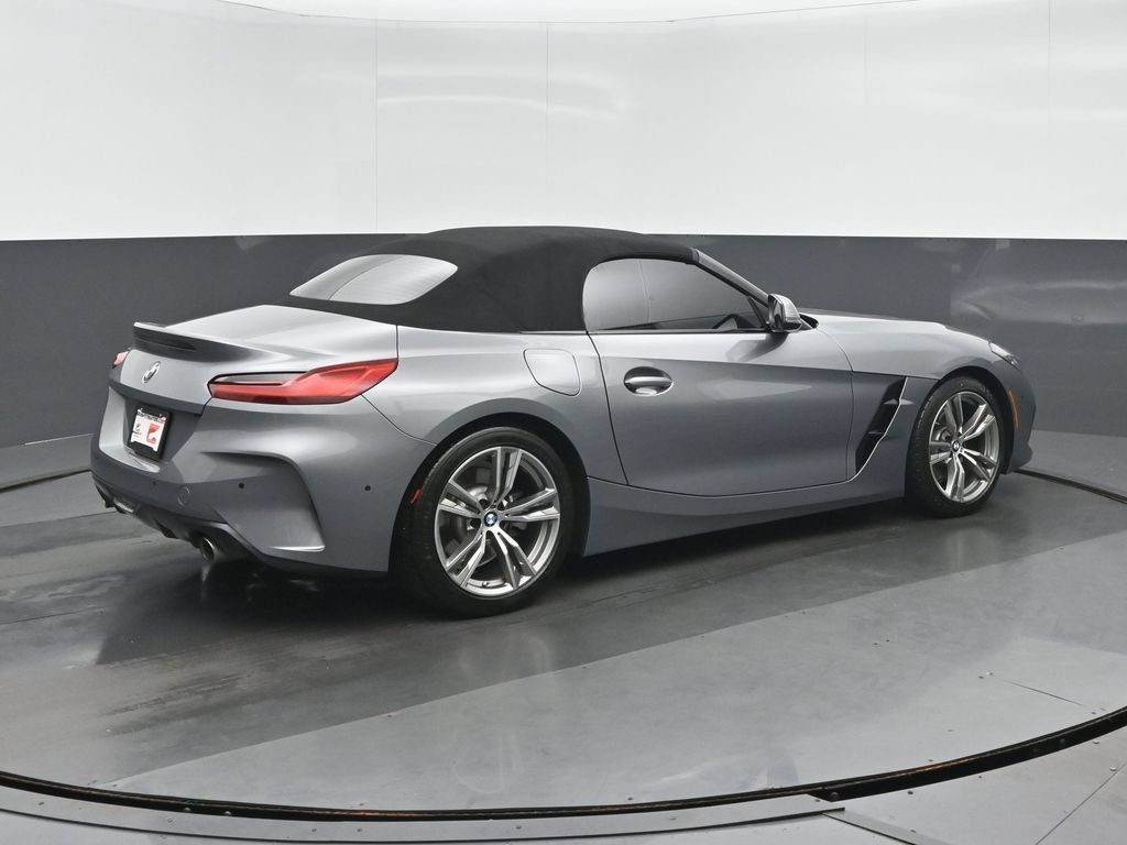 Used 2023 BMW Z4 sDrive30i w/ Premium Package RWD image 3
