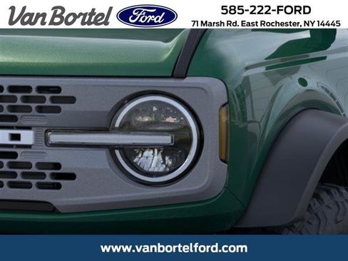 Used 2025 Ford Bronco Badlands image 73