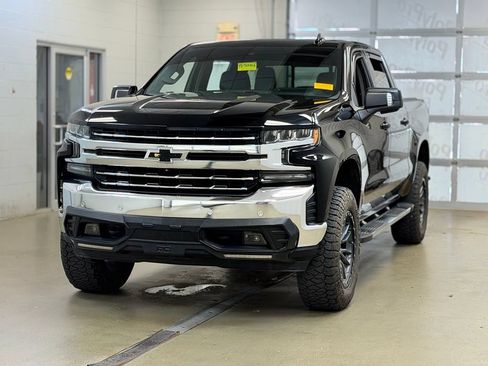 Used 2021 Chevrolet Silverado 1500 LTZ w/ Technology Package AWD/4WD image 3
