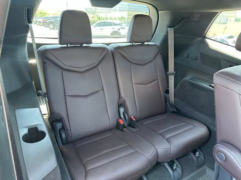Used 2021 Cadillac XT6 Premium Luxury AWD/4WD image 35