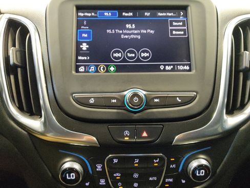 Used 2022 Chevrolet Equinox LT AWD/4WD image 25