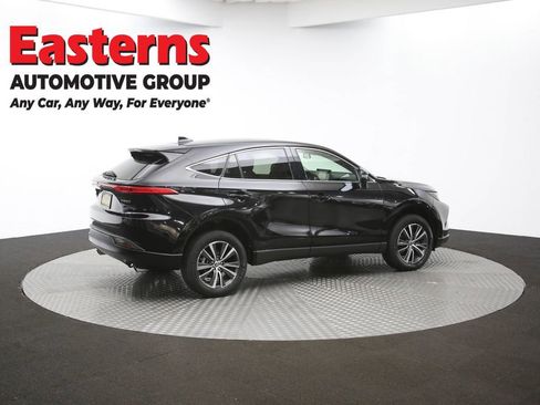 Used 2022 Toyota Venza LE AWD/4WD image 42