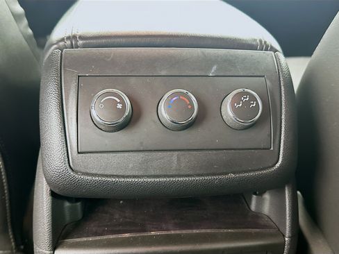 Used 2015 Buick Enclave Leather FWD image 26