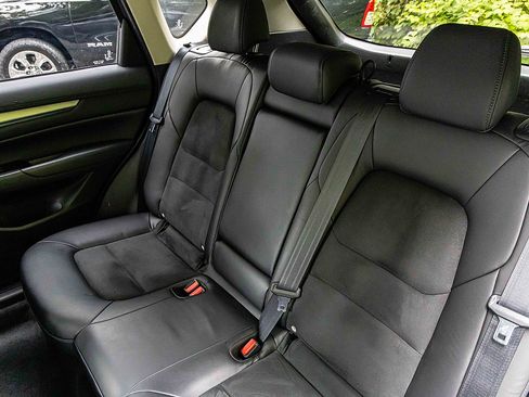 Used 2023 MAZDA CX-5 AWD 2.5 S w/ Select Package image 19