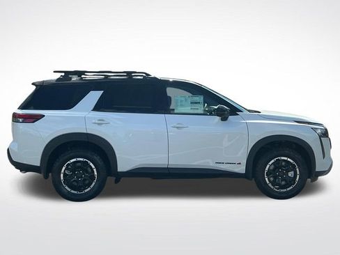 New 2026 Nissan Pathfinder Rock Creek AWD/4WD image 8