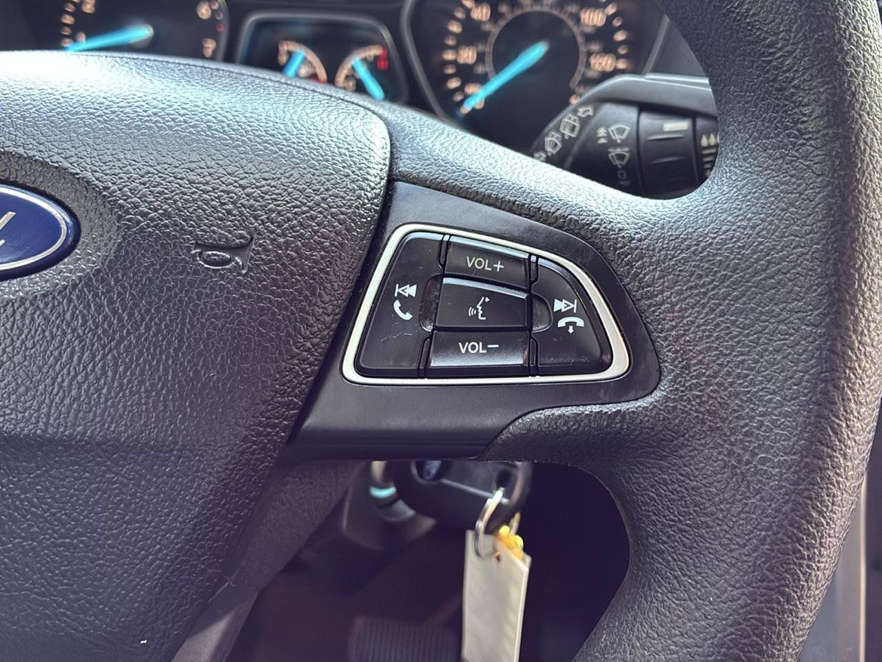 Used 2018 Ford Escape SE w/ SE Sync 3 Package FWD image 39