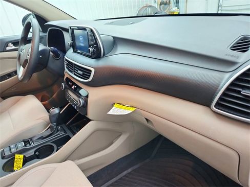Used 2019 Hyundai Tucson Sport image 34