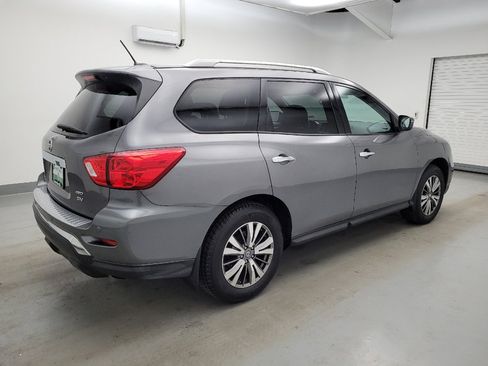 Used 2018 Nissan Pathfinder SV AWD/4WD image 10