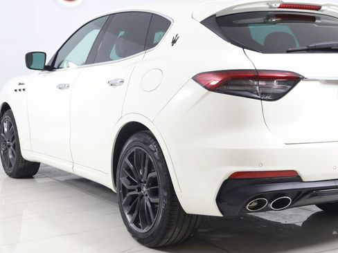 Used 2022 Maserati Levante Modena image 27