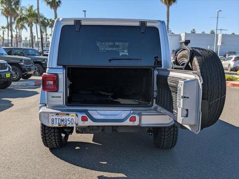 Certified 2020 Jeep Wrangler Unlimited Sahara image 6