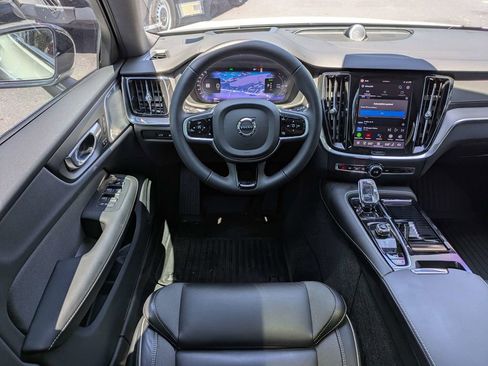 Used 2024 Volvo V60 T8 Polestar image 20