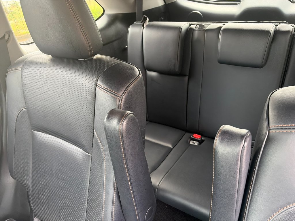 Used 2019 Toyota Highlander Limited Platinum AWD/4WD image 18
