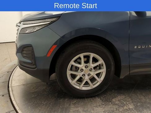 Used 2024 Chevrolet Equinox LS w/ LS Convenience Package image 11