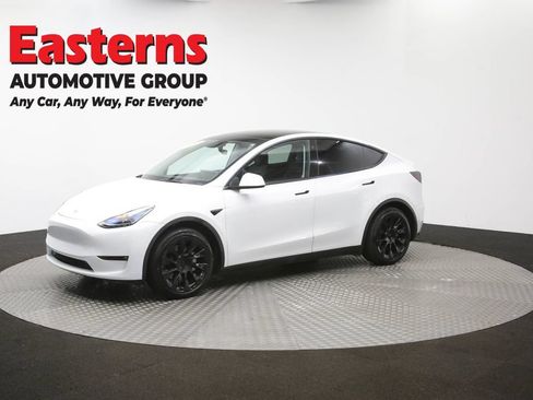 Used 2022 Tesla Model Y Long Range AWD/4WD image 50