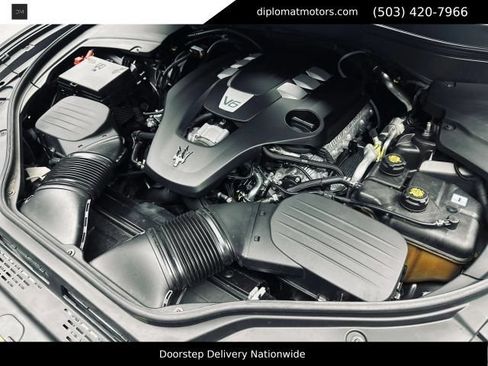 Used 2019 Maserati Levante GranSport AWD/4WD image 53