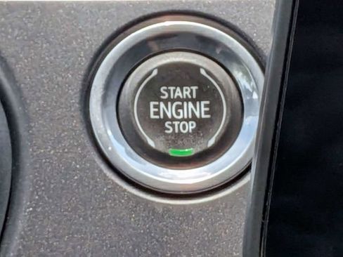 Used 2023 Chevrolet Blazer LT FWD image 34