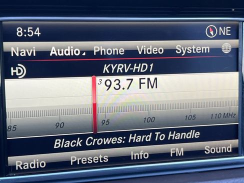 Used 2014 Mercedes-Benz E 350 Sedan image 20