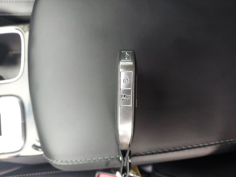 Used 2024 Kia Telluride S w/ S Sunroof Package FWD image 32