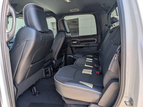 Used 2026 RAM 2500 Laramie AWD/4WD image 12