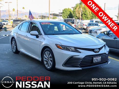 Used 2022 Toyota Camry LE image 1