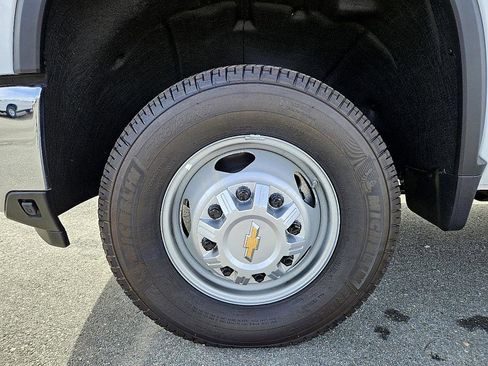 New 2024 Chevrolet Silverado 3500 W/T w/ WT Convenience Package image 8