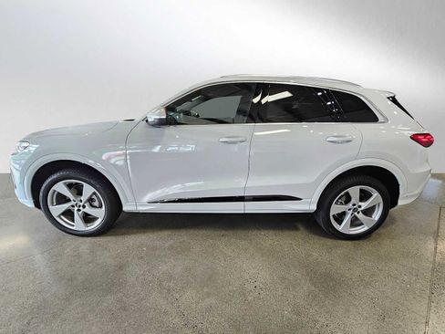 New 2025 Audi Q5 Premium Plus image 4